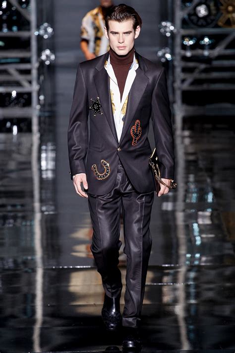 versace clothing for men